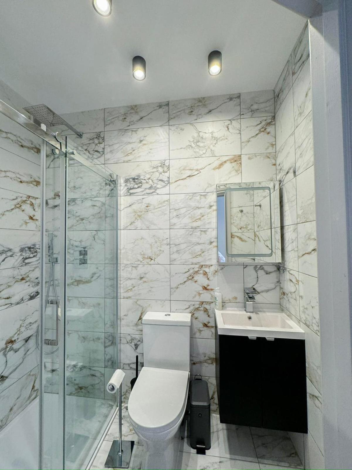 Apartament Lux 4 Bedroom In Baker St Near Regent's Park Londra